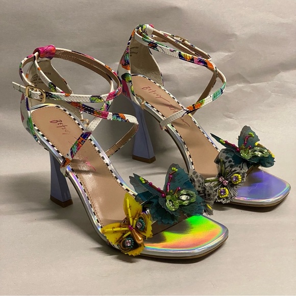 NEW Betsey Johnson Ember Trudie Butterfly Appliqué Ankle Strap Heeled Sandals - Picture 1 of 7